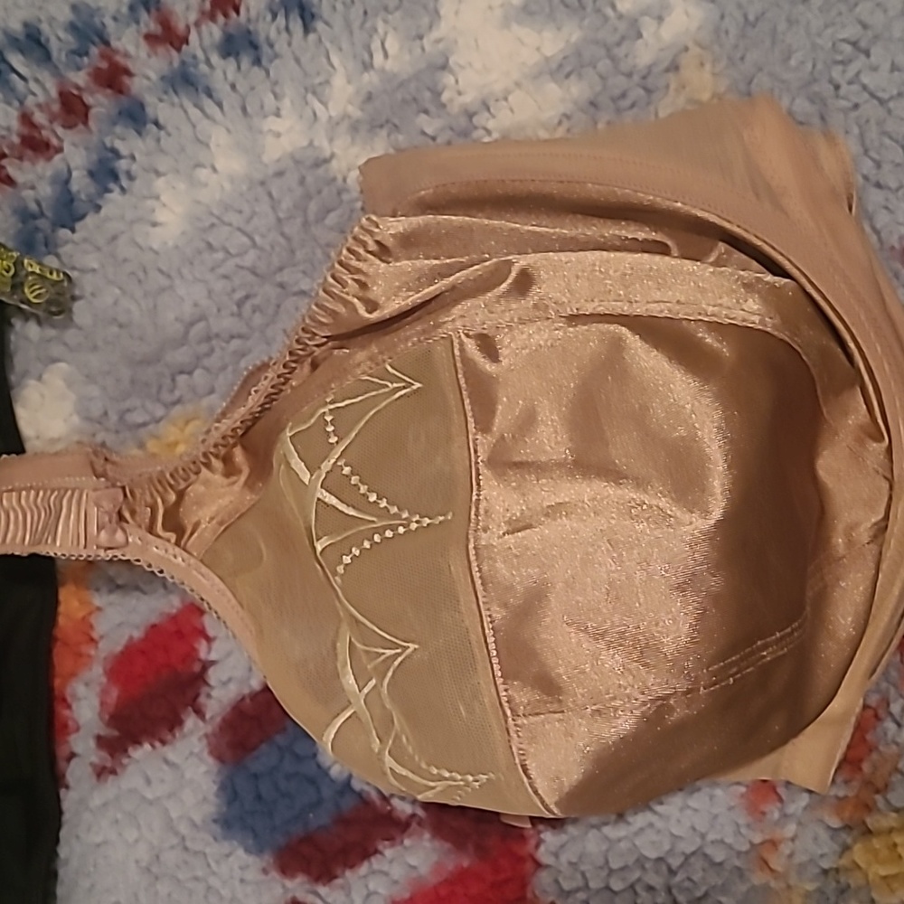 36k Elomi bra